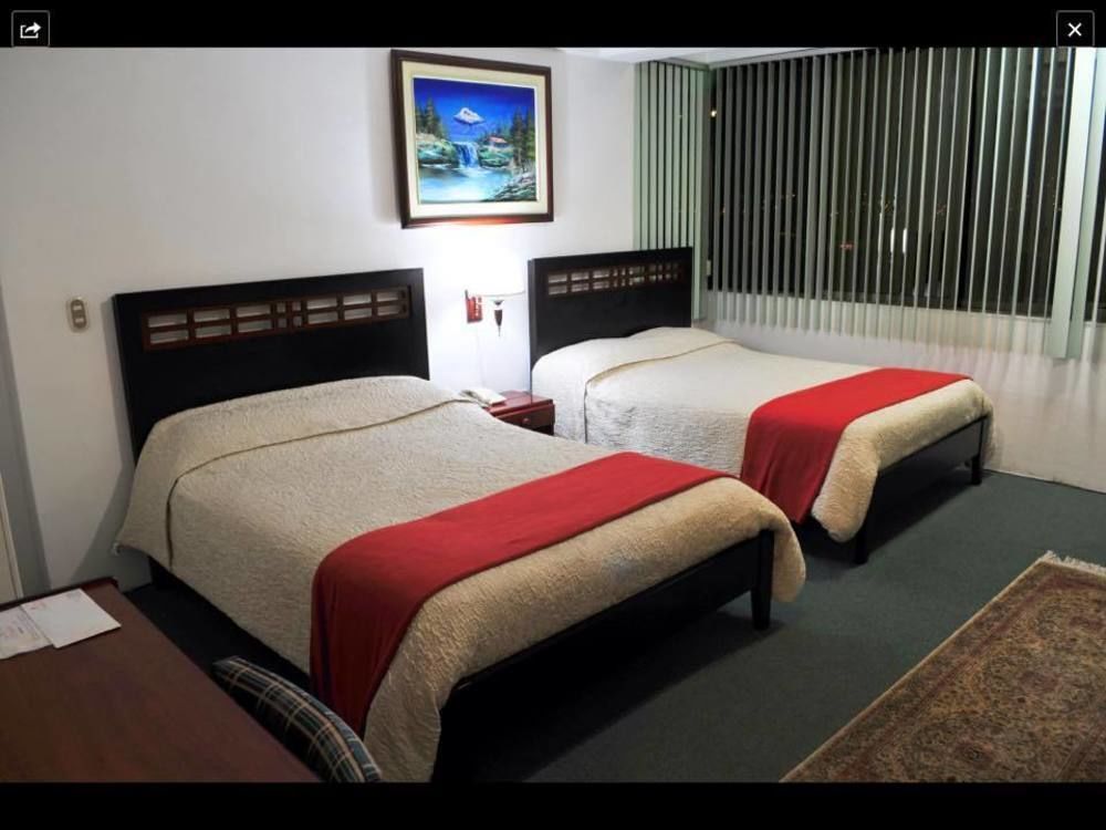 Hotel Cordero Cuenca Esterno foto
